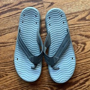 Men’s Columbia Flip Flops Size 10 Nearly New